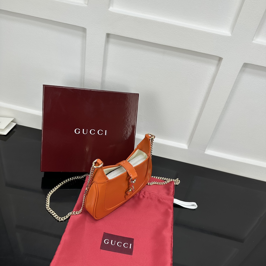 Gucci Hobo Bags